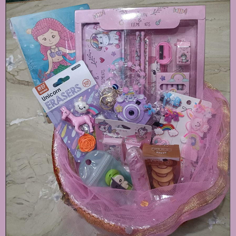 gift-hamper-for-girls in Noida