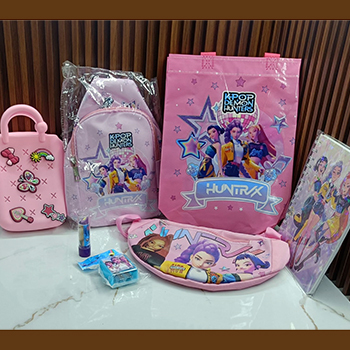 kpop gift hampers in Noida